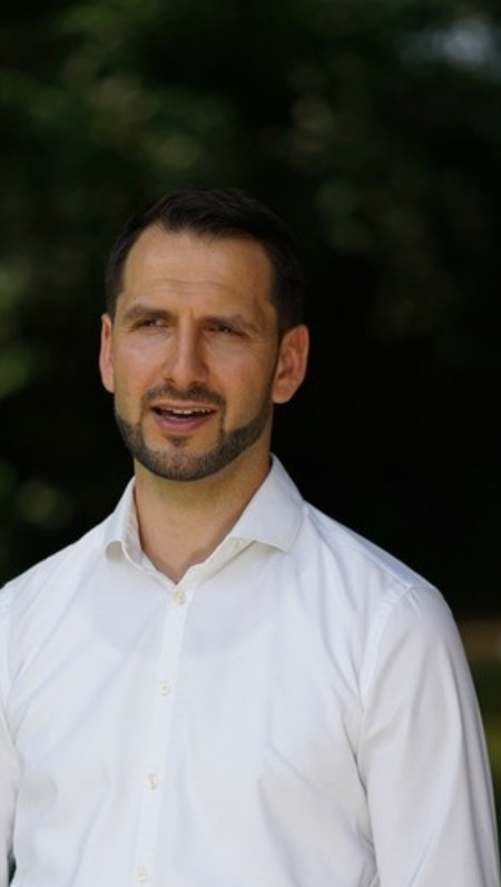 Daniel Arnold — Sprach- und Kommunikationstrainer